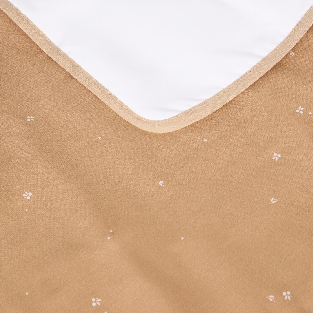 Babylab-Stories-changing-pad-blush-little-cherries-nobodinoz-3-8435574931719