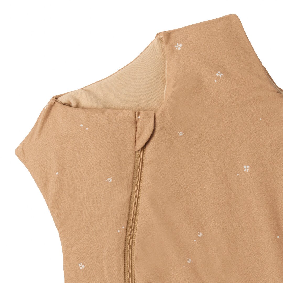 Babylab-Stories-cocoon-mid-season-sleeping-bag-blush-little-cherries-0-6-m-nobodinoz-4-8435574931740 (1)