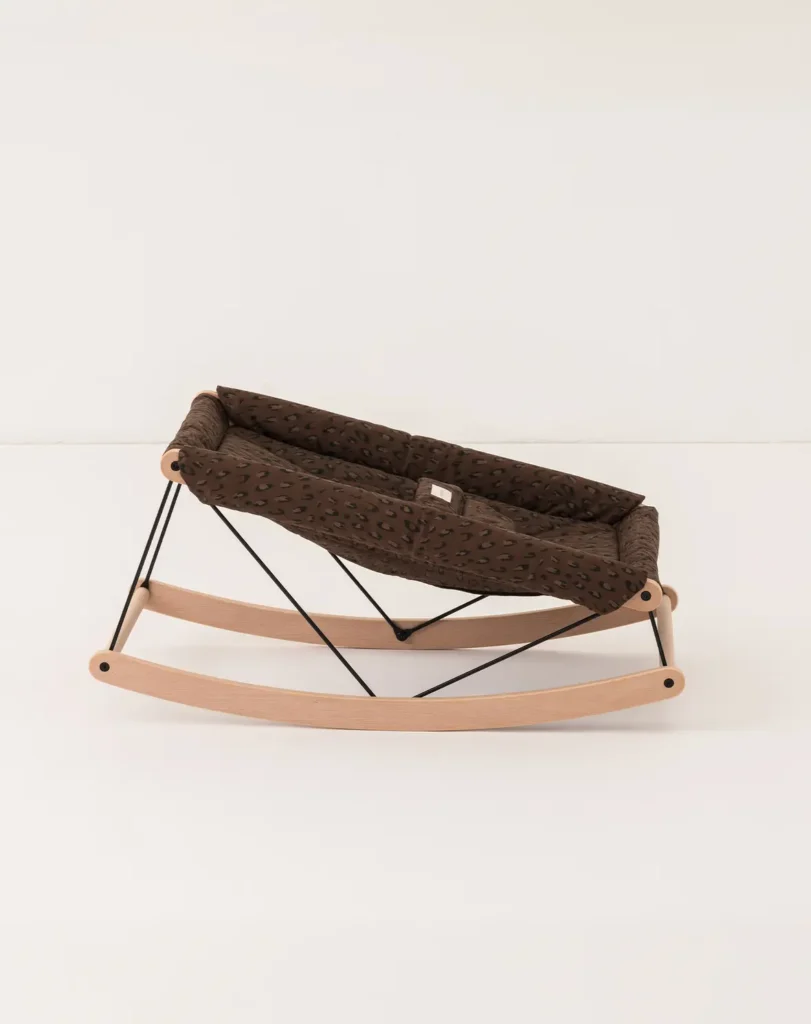 babylab-nobodinoz-transat-bouncer-leonie brown5